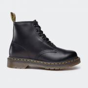 DR. MARTENS 101 YELLOW STITCH