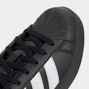 ADIDAS STREETTALK J