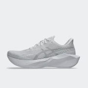 ASICS NOVABLAST 6