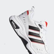 ADIDAS STRUTTER