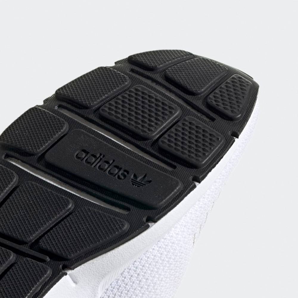 Sneakers Adidas-originals Swift Run Rf | FW1647 | FOOTY.COM